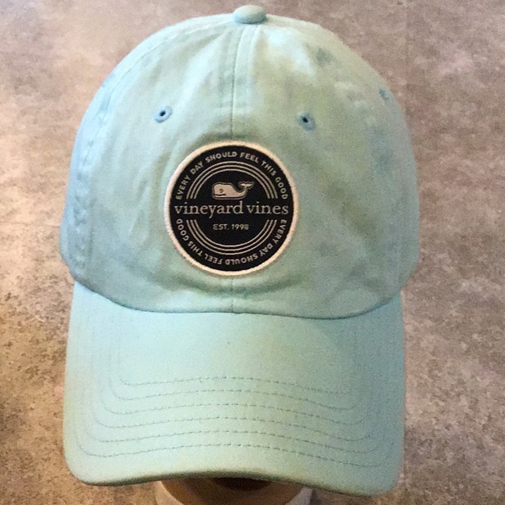 Vineyard Vines baseball cap hat
